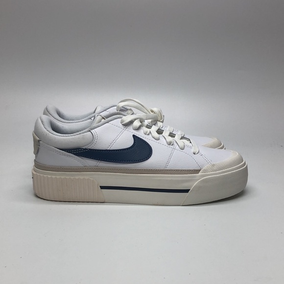 Women’s Nike court legacy lift White/Blue DM7590-104 NWOB - Picture 2 of 5